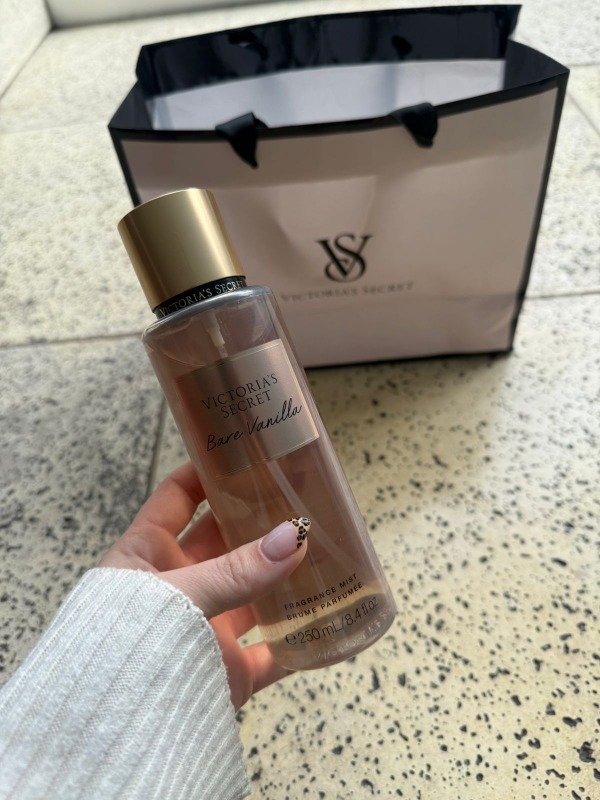 Producto - BODY SPLASH VICTORIA SECRET BARE VANILLA