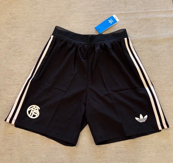 Producto - Short alternativo Bayern 25/26