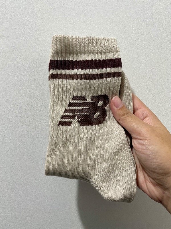 Producto - Tenis adulto New Balance beige