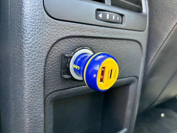 Producto - CARGADOR AUTO CELULAR  DOBLE PUERTO USB USB-C CARGA RÁPIDA GOODYEAR