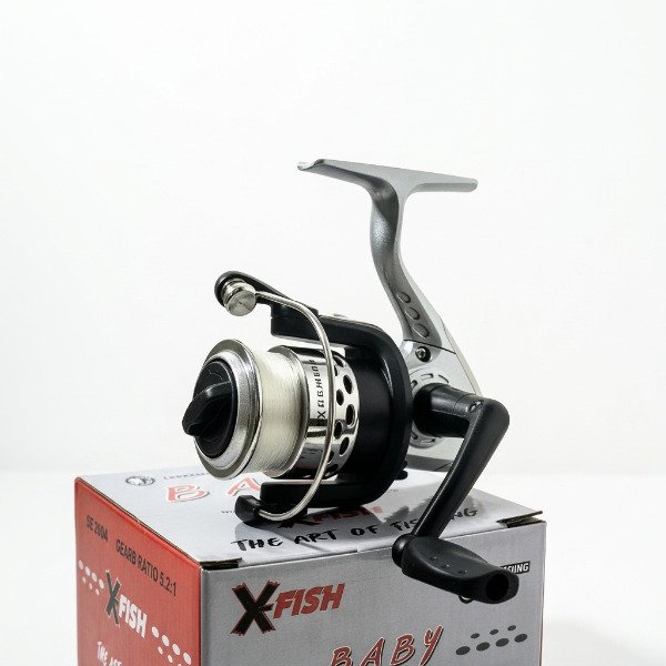 Producto - Reel Frontal Xfish Baby SE 200A 3 Rulemanes 4.5k Freno Color Gris y Negro - 6