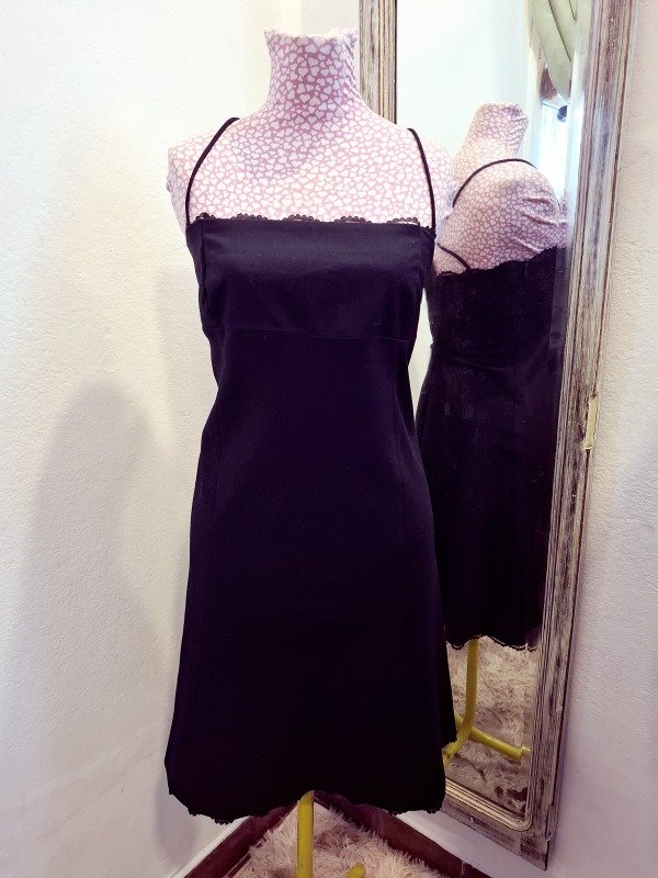 Producto - Vestido negro ZARA