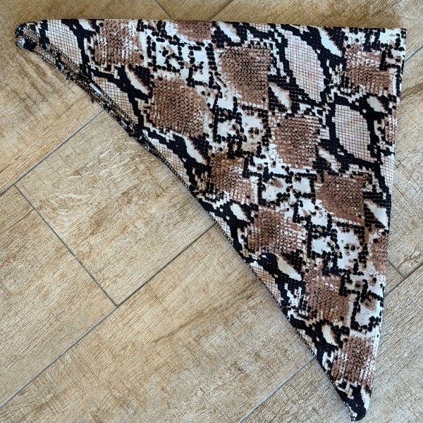 Producto - Pañuelo print snake