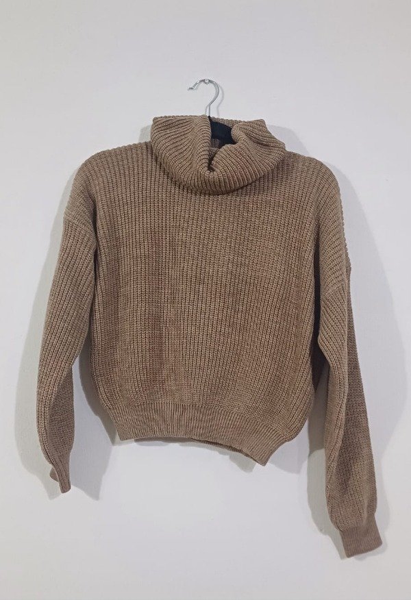 Producto - Sweater corto cuello polera - 5