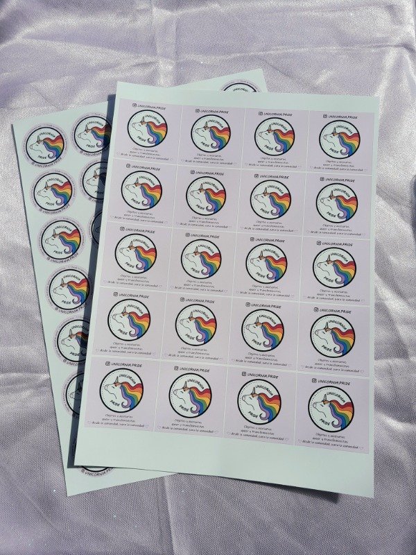 Producto - Impresión de stickers en hoja A4 autoadhesiva fotográfica