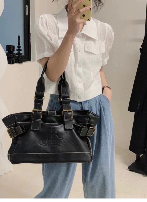 Producto - Vivienne Westwood Leather Handbag (PREMIUM)