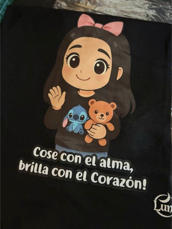 Producto - Remera Creaciones Luna - Cose con el alma Negra