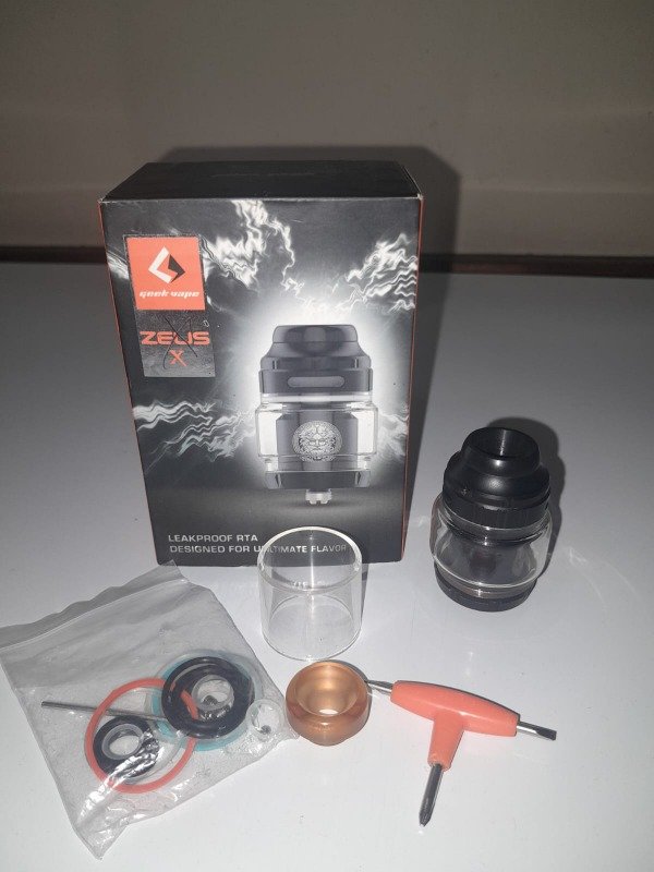 Producto - GEEKVAPE ZEUS-X RTA. (usados).