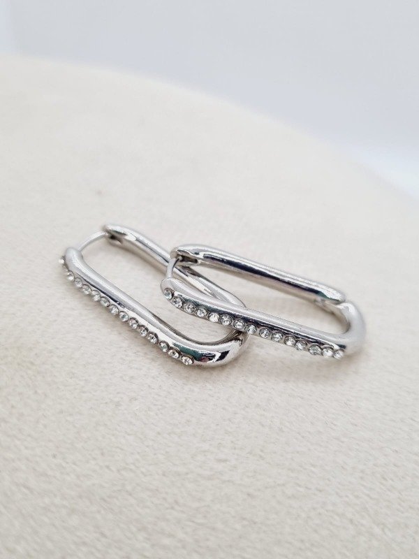 Producto - Aros acero quirurgico argollita oval alarg linea strass