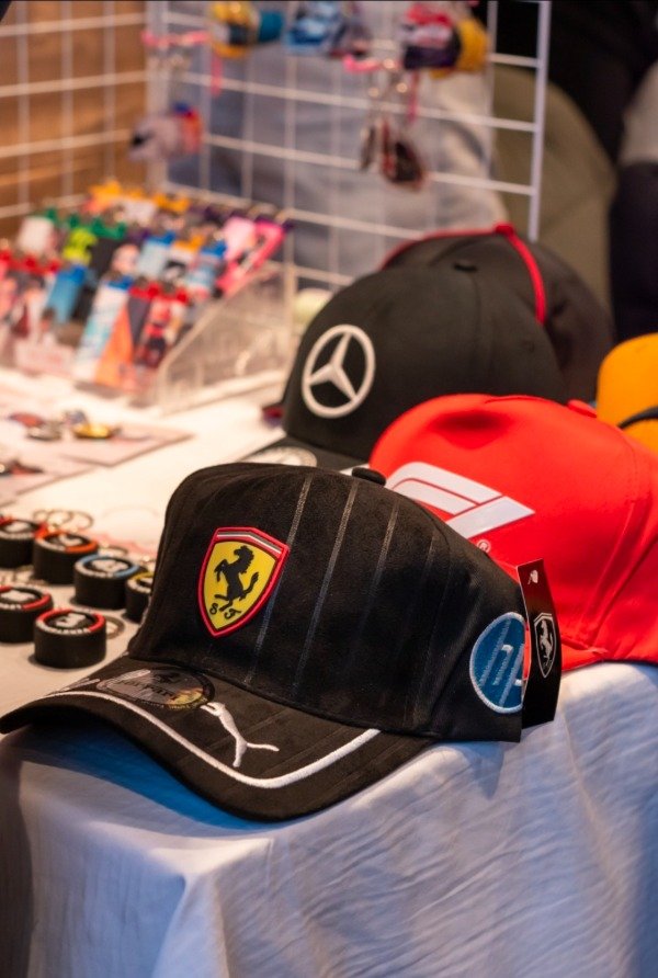 Producto - Gorras f1
