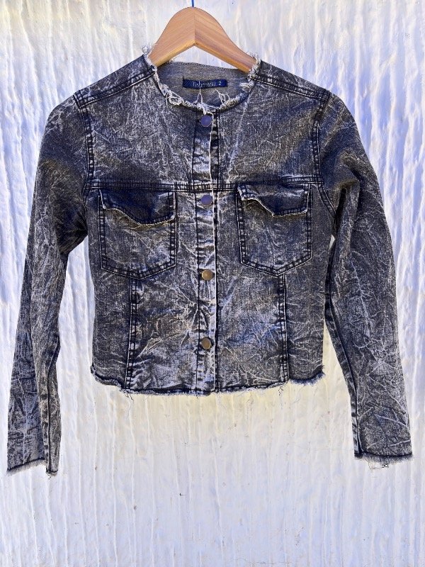 Producto - Campera Jean gris