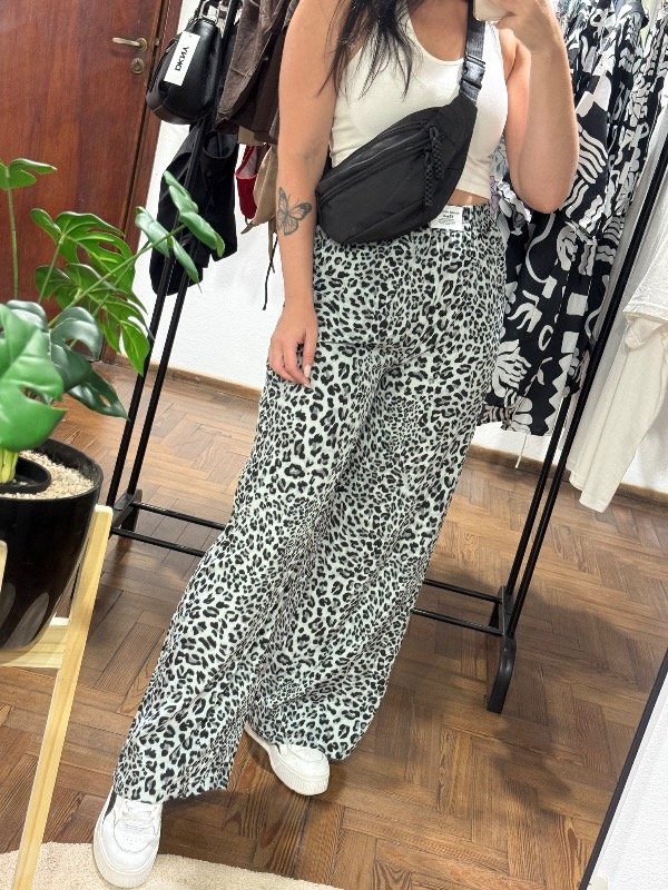 Producto - Pantalón SHEIN animal gris - 0