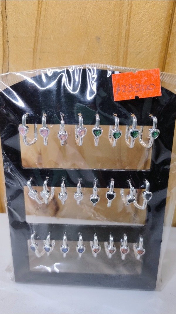 Producto - Aro argolla acerocon corazon stras x 12 pares