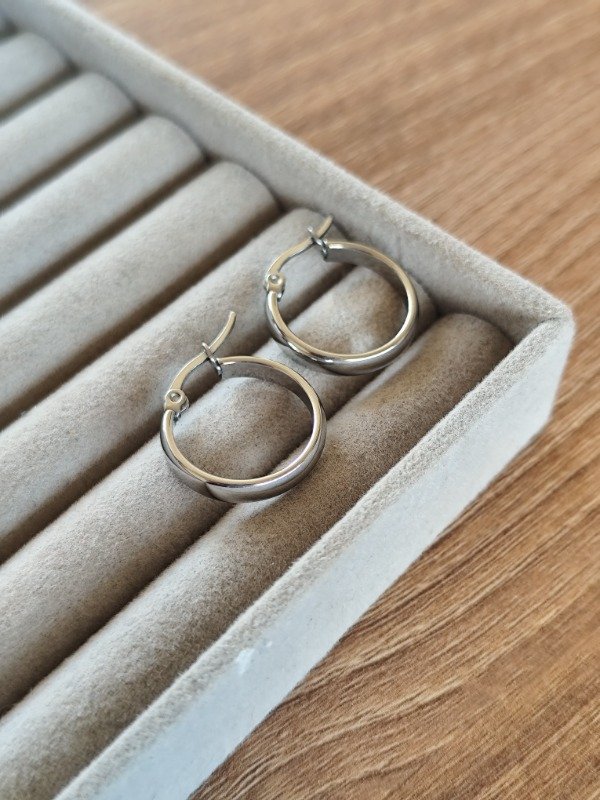 Producto - Argollas Semi Anchas S