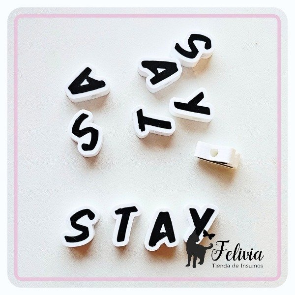 Producto - Pack cuentas pasantes letras STAY x 12 u.
