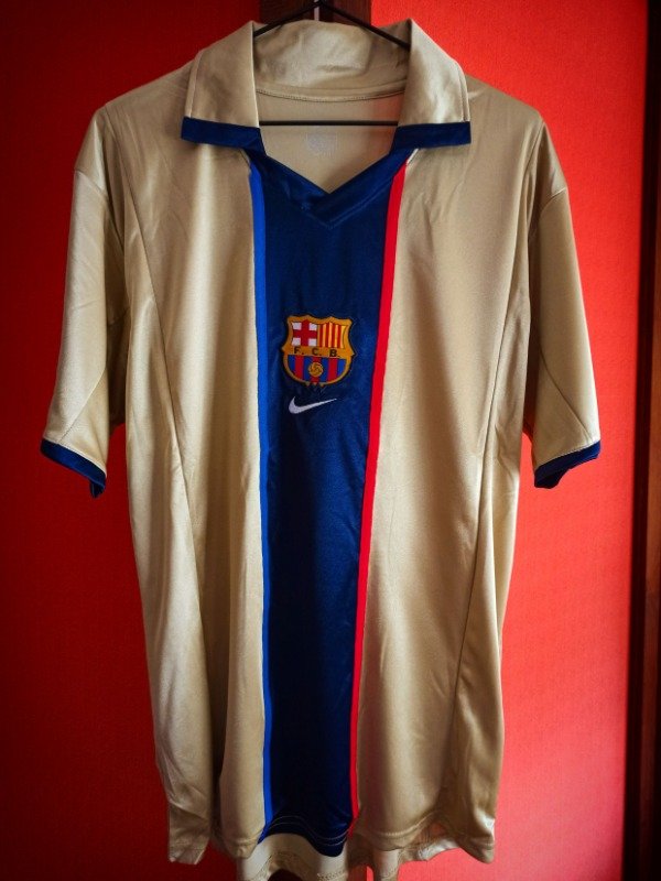 Producto - Camiseta Barcelona Away 2001/03