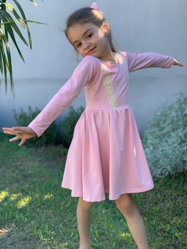 Producto - Vestido  Termico Media Campana Con detalles de Puntillas en Pechera