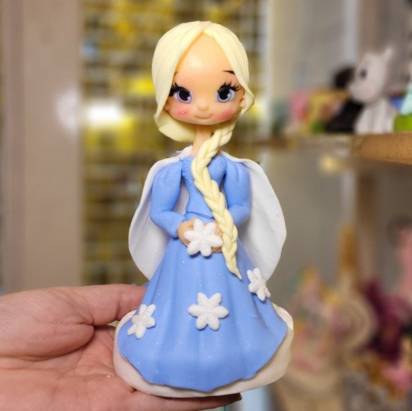 Producto - Decoración para torta en porcelana ELSA FROZEN
