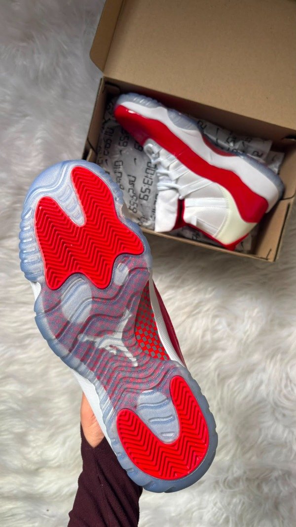 Producto - JORDAN RETRO 11 CHERRY - 3