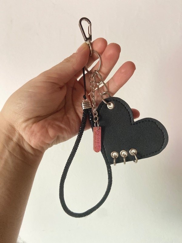 Producto - CHARM Black