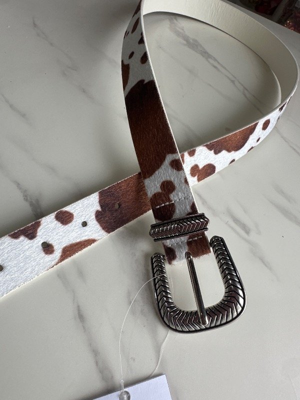 Producto - Cinto Cow Print Marrón