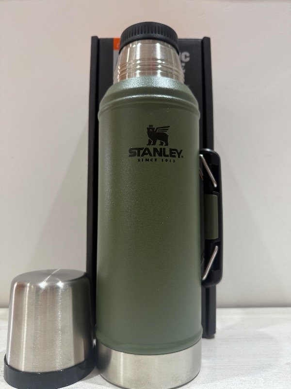 Producto - TERMO CLÁSICO 950 ML VERDE MILITAR