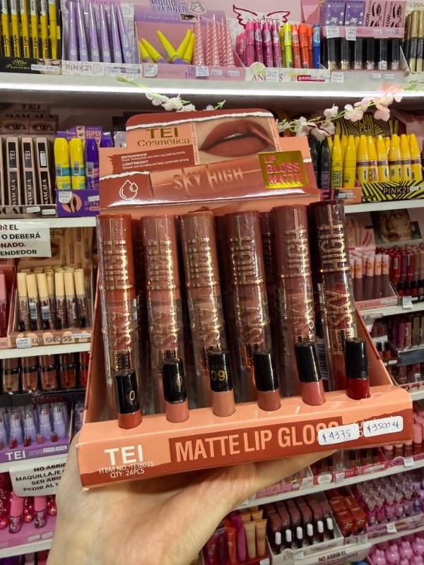 Producto - Labial Matte Sky High Tei