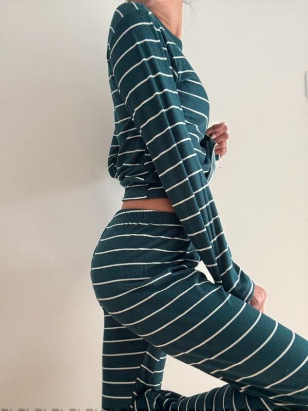 Producto - PIJAMA MORLEY SOFT RAYADO- VERDE
