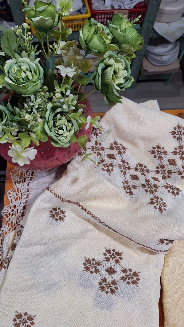 Producto - MANTEL CON SERVILLETAS - 0
