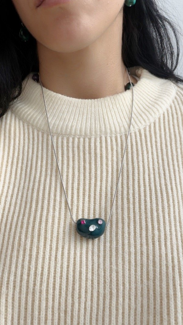 Producto - Collar petróleo con piedras cubic