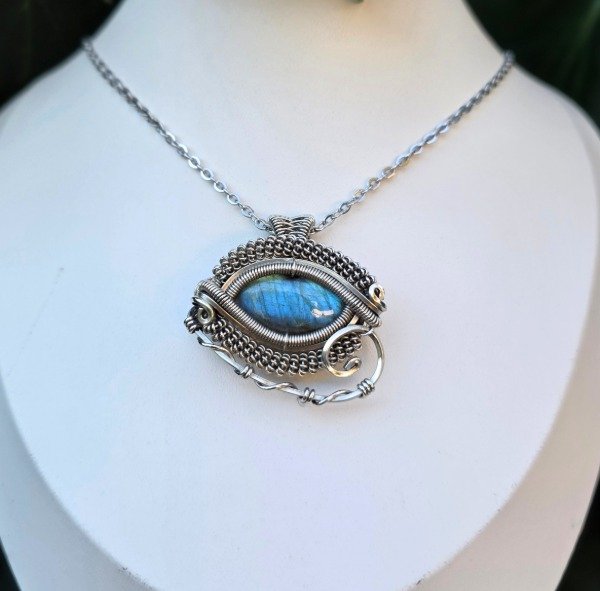 Producto - OJO DE HORUS LABRADORITA