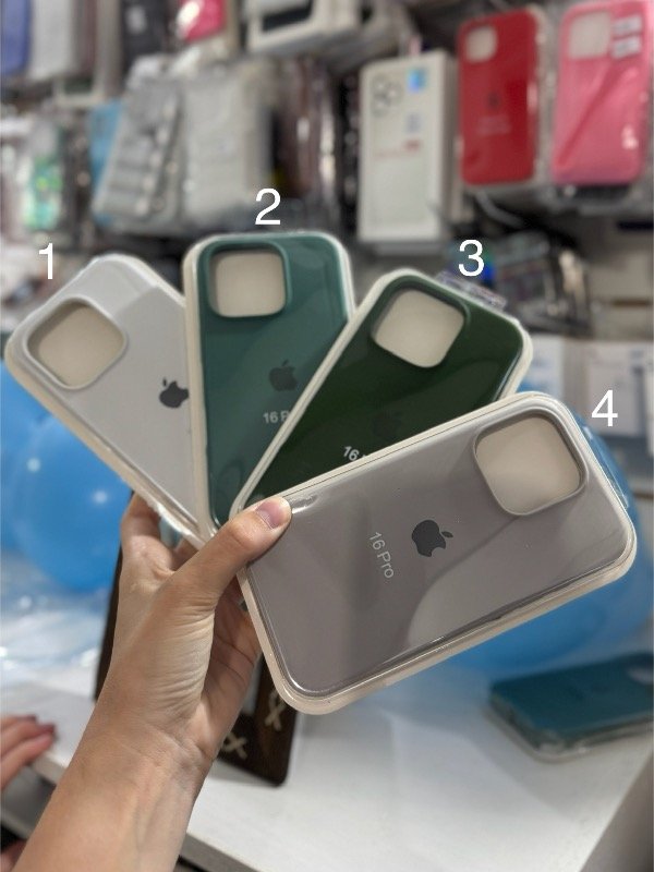 Producto - Silicone Case iPhone 16 Pro