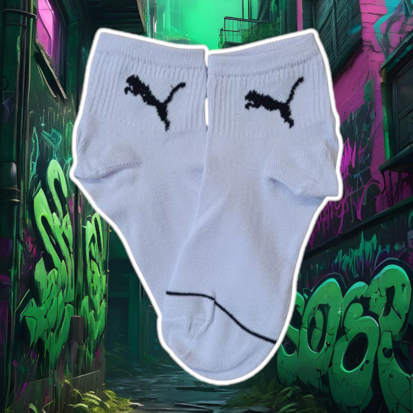 Producto - Puma blanca con logo negro y raya