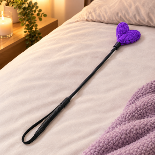 Producto - Palmeta Corazon Peluche - BDSM - 1