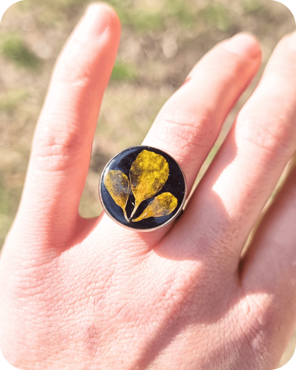 Producto - Anillo Pétalos
