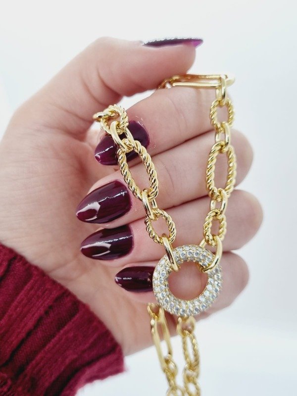 Producto - Cadena acero dorado eslabones liso/text dije circ text strass blanco gde 40+5
