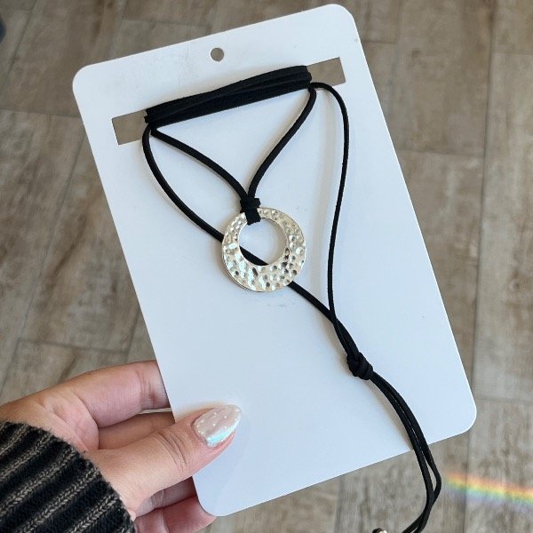 Producto - Chocker dije redondo plateado