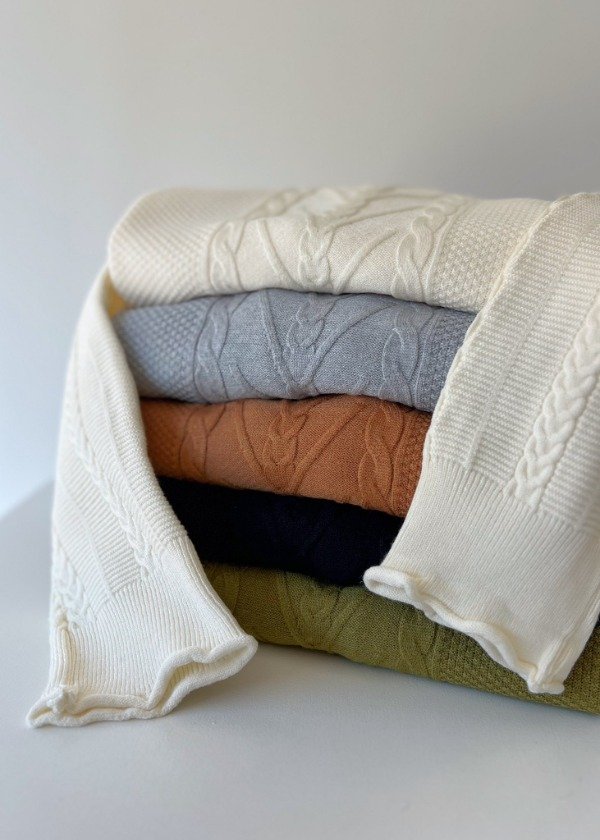 Producto - Sweater Media Polera Atena (en cinco tonos)