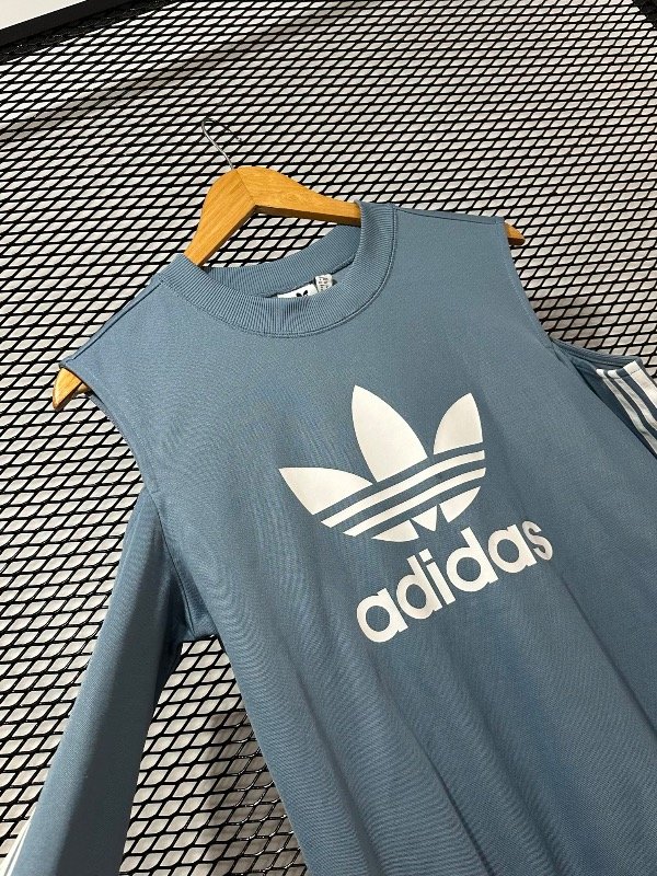 Producto - Buzo ADIDAS TS hombros descubiertos - 4