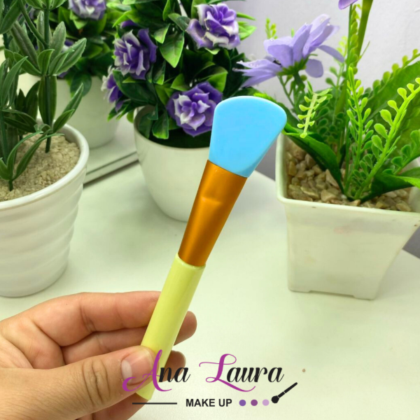 Producto - Pincel de silicona para mascarillas