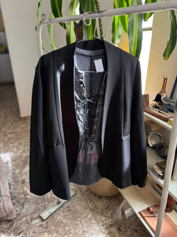 Producto - BLAZER NEGRO