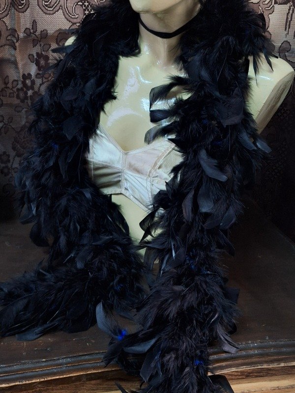 Producto - Boa de plumas negras y azul 1.80mts - 5