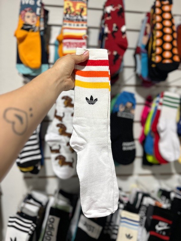 Producto - Adidas amarillo naranja