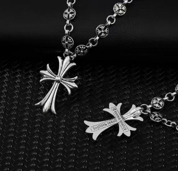 Producto - Collar Chrome Hearts