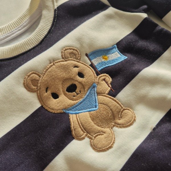 Producto - Buzo osito con bandera argentina rayas negras