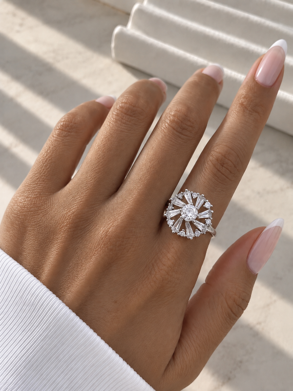 Producto - ANILLO GIRATORIO REGULABLE CON CUBICS 1094