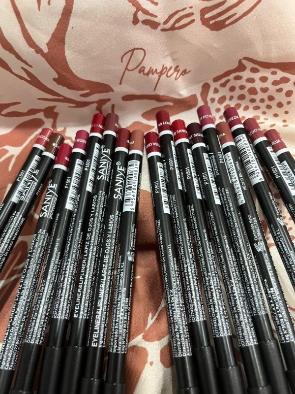 Producto - Delineadore de labios Saniye