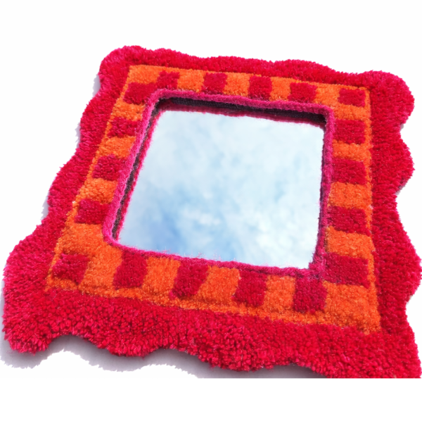 Producto - Espejo decorativo con marco tufting patrón CUADRILLÉ moderno