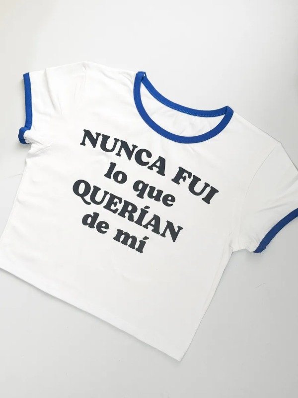 Producto - Baby Tee Lali Nunca fui nuevo modelo