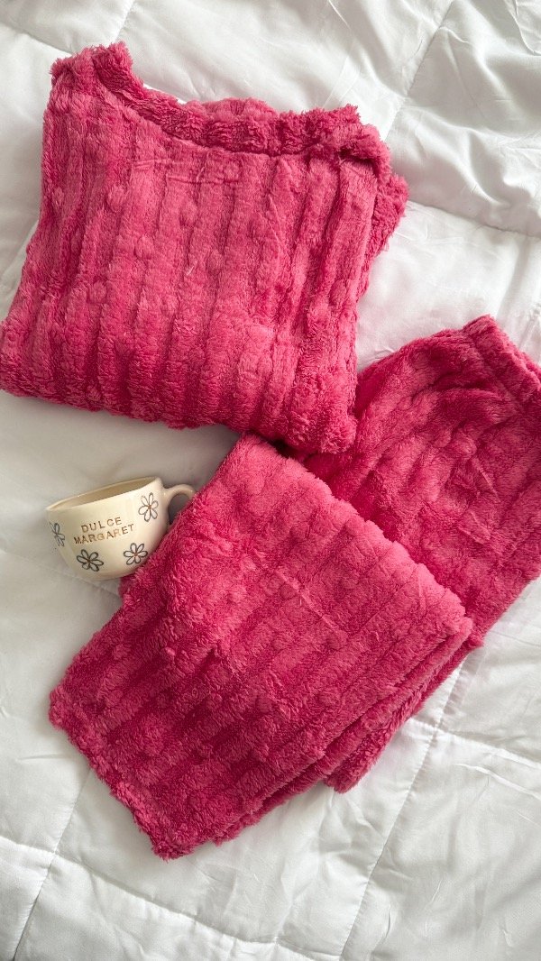 Producto - Pijama relieve II
